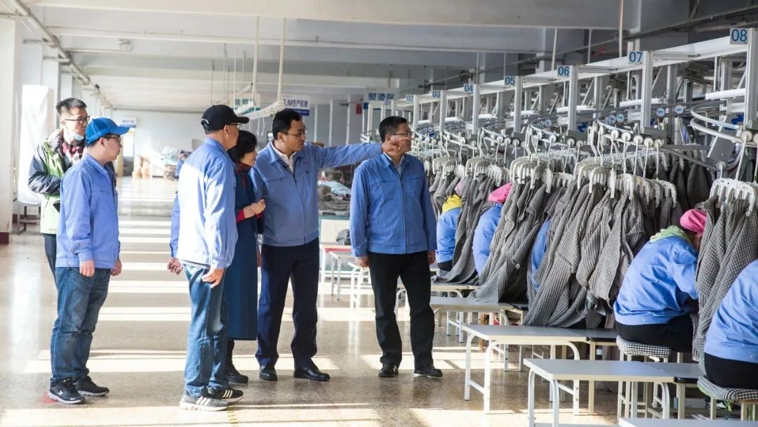 倒逼管理，十年磨劍，產(chǎn)出增加30%，節(jié)省用工近萬(wàn)人 | 孚日集團(tuán)蹚出高質(zhì)量發(fā)展之路